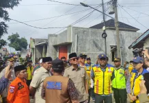 Kementrian PU Tinjau Lokasi Bencana Tanah Gerak desa Padasari Tegal